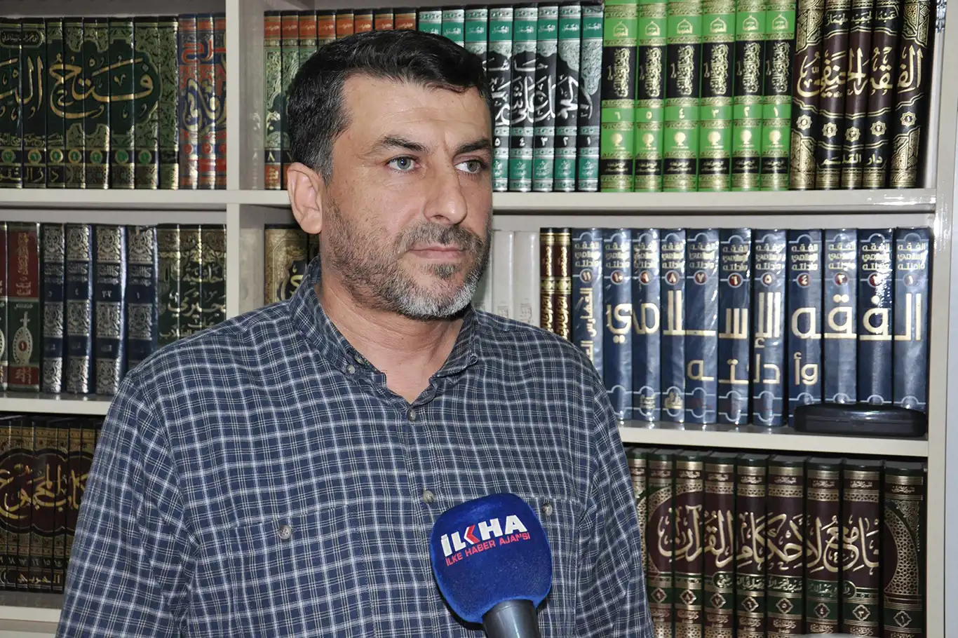 Molla Şimşek: Irkçılık toplumsal huzuru tehdit eden bir atom bombası gibidir Molla Şimşek: Irkçılık toplumsal huzuru tehdit eden bir atom bombası gibidir