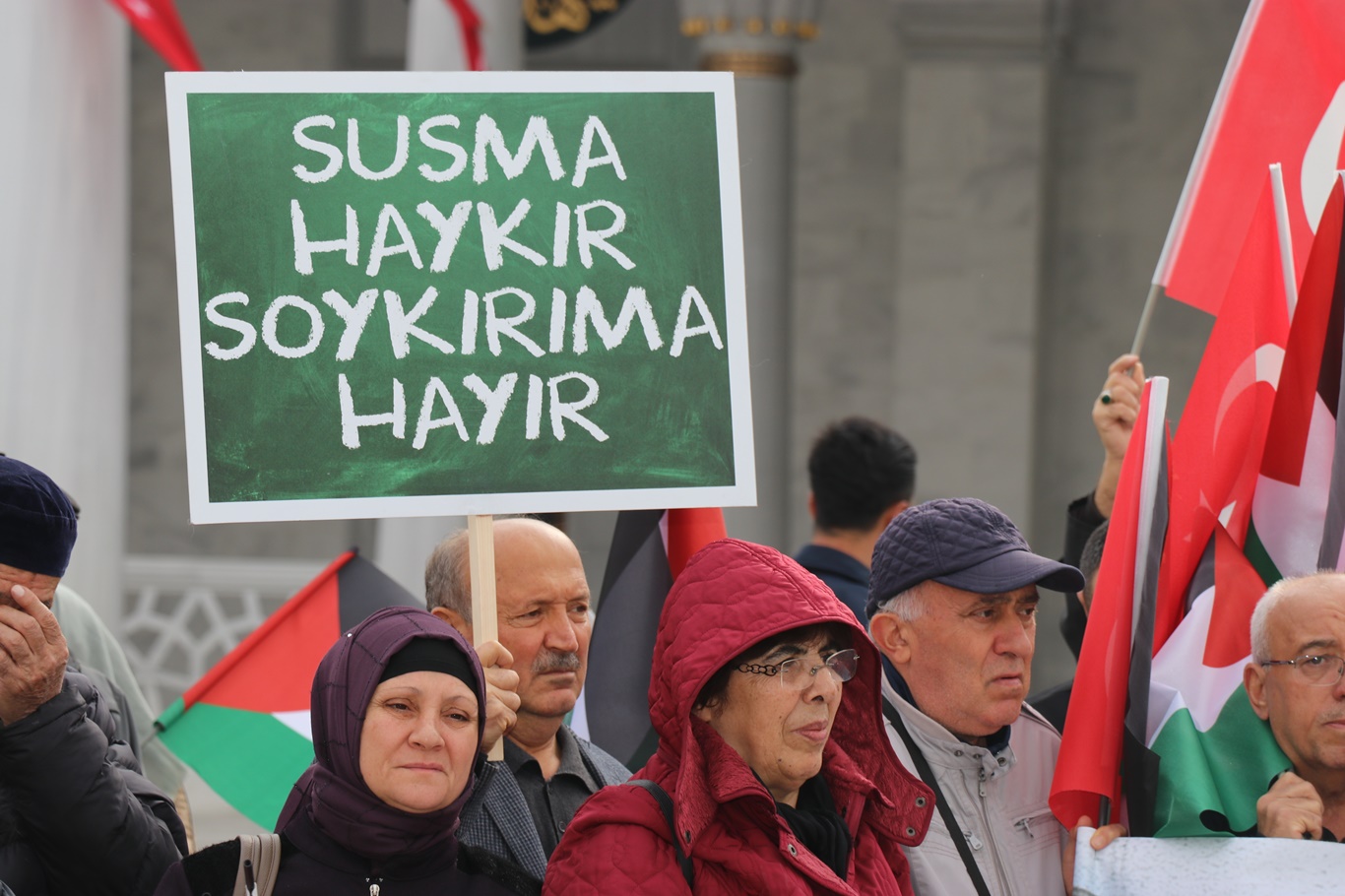 Emekli Memur-Sen, Filistin'de yaşanan soykırımı lanetledi	