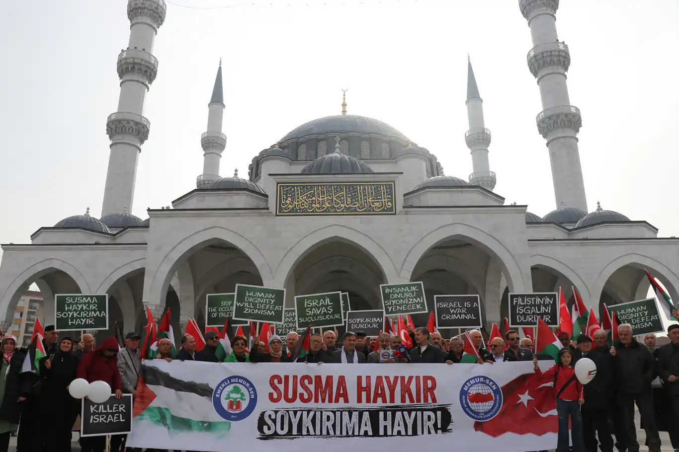 Emekli Memur-Sen, Filistin'de yaşanan soykırımı lanetledi Emekli Memur-Sen, Filistin'de yaşanan soykırımı lanetledi