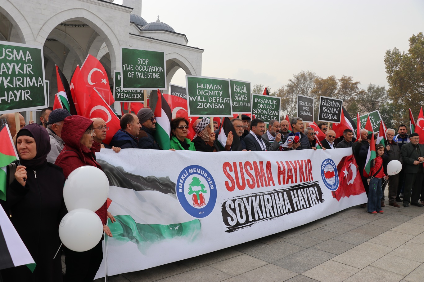 Emekli Memur-Sen, Filistin'de yaşanan soykırımı lanetledi	