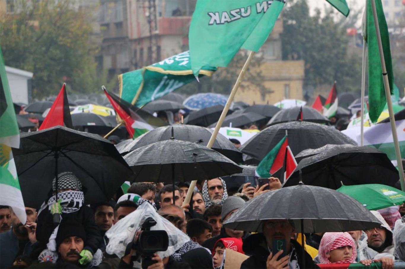 Gaziantep'te Peygamber Sevdalıları Vakfı tarafından "Kudüs ve Aksa Tufanı'na Destek Mitingi" düzenlendi.