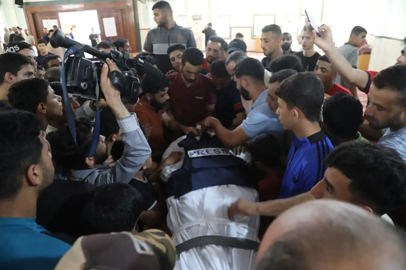 در غزه 60 روزنامه نگار کشته شد در غزه 60 روزنامه نگار کشته شد