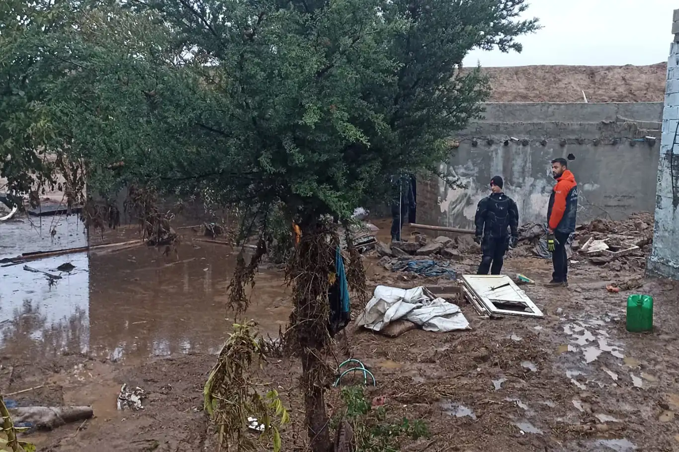 Wezîr Yerlîkaya: Ji ber lehîyê 9 kes canê xwe ji dest dan Wezîr Yerlîkaya: Ji ber lehîyê 9 kes canê xwe ji dest dan