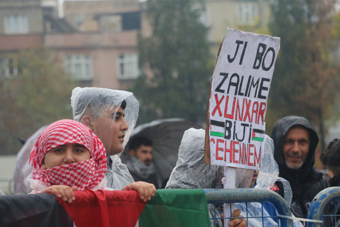 Gaziantep'te Kudüs ve Aksa Tufanı'na Destek Mitingi'ne katılan vatandaşlar duygularını paylaştı