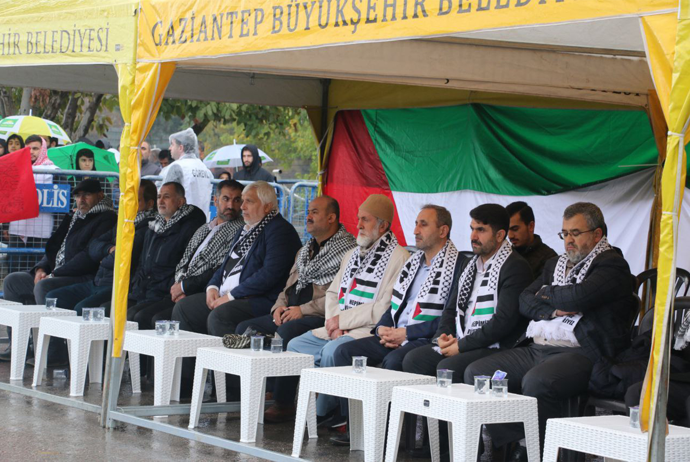 Gaziantep'te Kudüs ve Aksa Tufanı'na Destek Mitingi'ne katılan vatandaşlar duygularını paylaştı