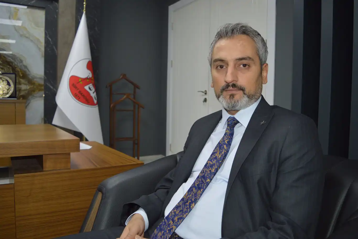 Siirt Barosu Başkanı Alptekin'den BM'ye "Filistin için harekete geçme" çağrısı Siirt Barosu Başkanı Alptekin'den BM'ye "Filistin için harekete geçme" çağrısı