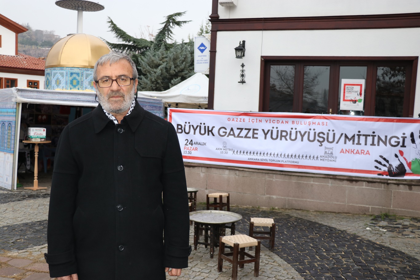 Araştırma ve Kültür Vakfı Başkanı Metin Mahitapoğlu