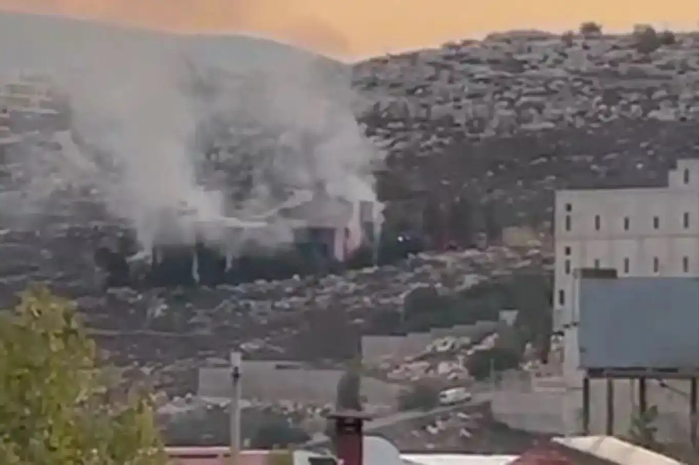 Three Lebanese citizens killed in israeli bombing in southern Lebanon Three Lebanese citizens killed in israeli bombing in southern Lebanon