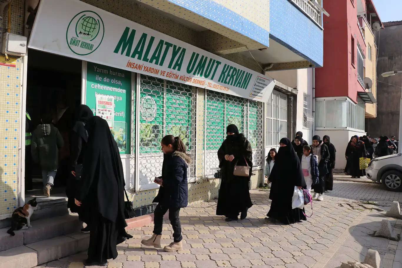 Malatya'da kadınlar ziynet eşyalarını Gazze'ye bağışladı Malatya'da kadınlar ziynet eşyalarını Gazze'ye bağışladı