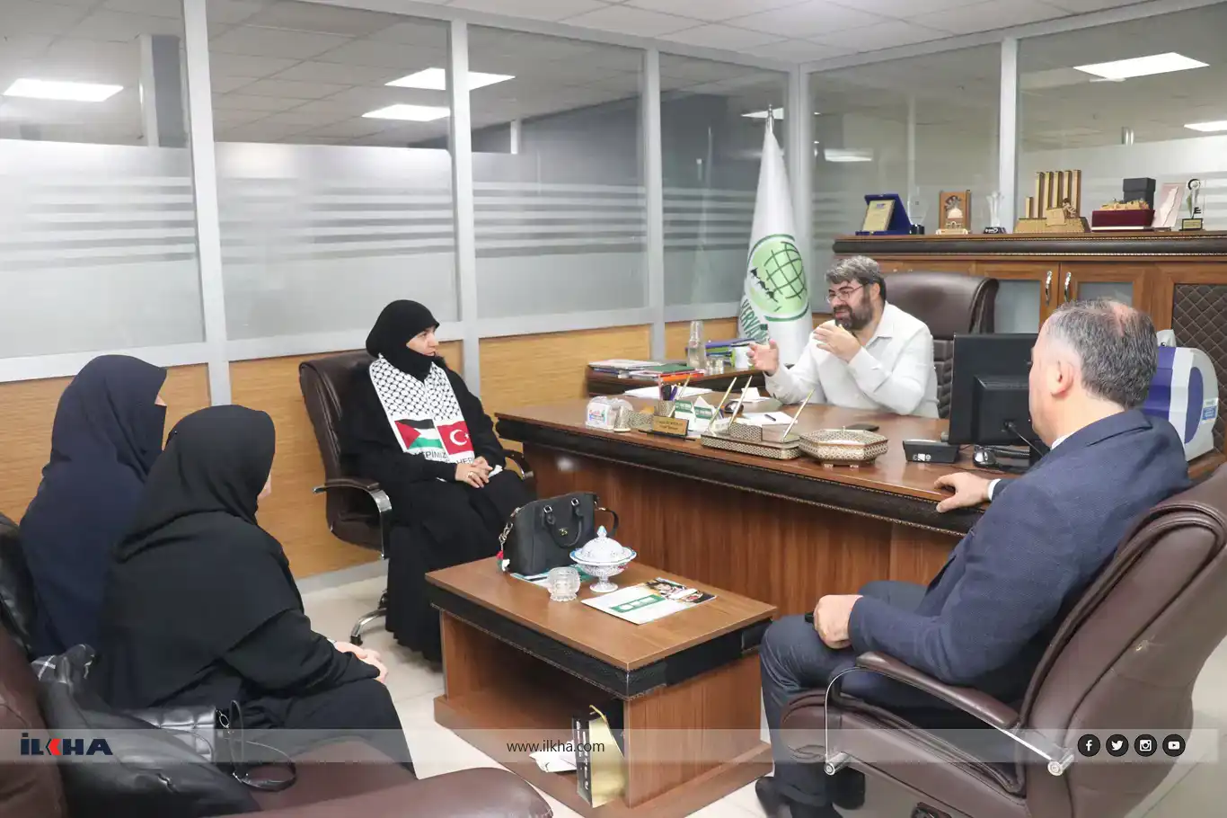 HÜDA PAR Istanbul Women's Branch donates cash aid to Gaza HÜDA PAR Istanbul Women's Branch donates cash aid to Gaza