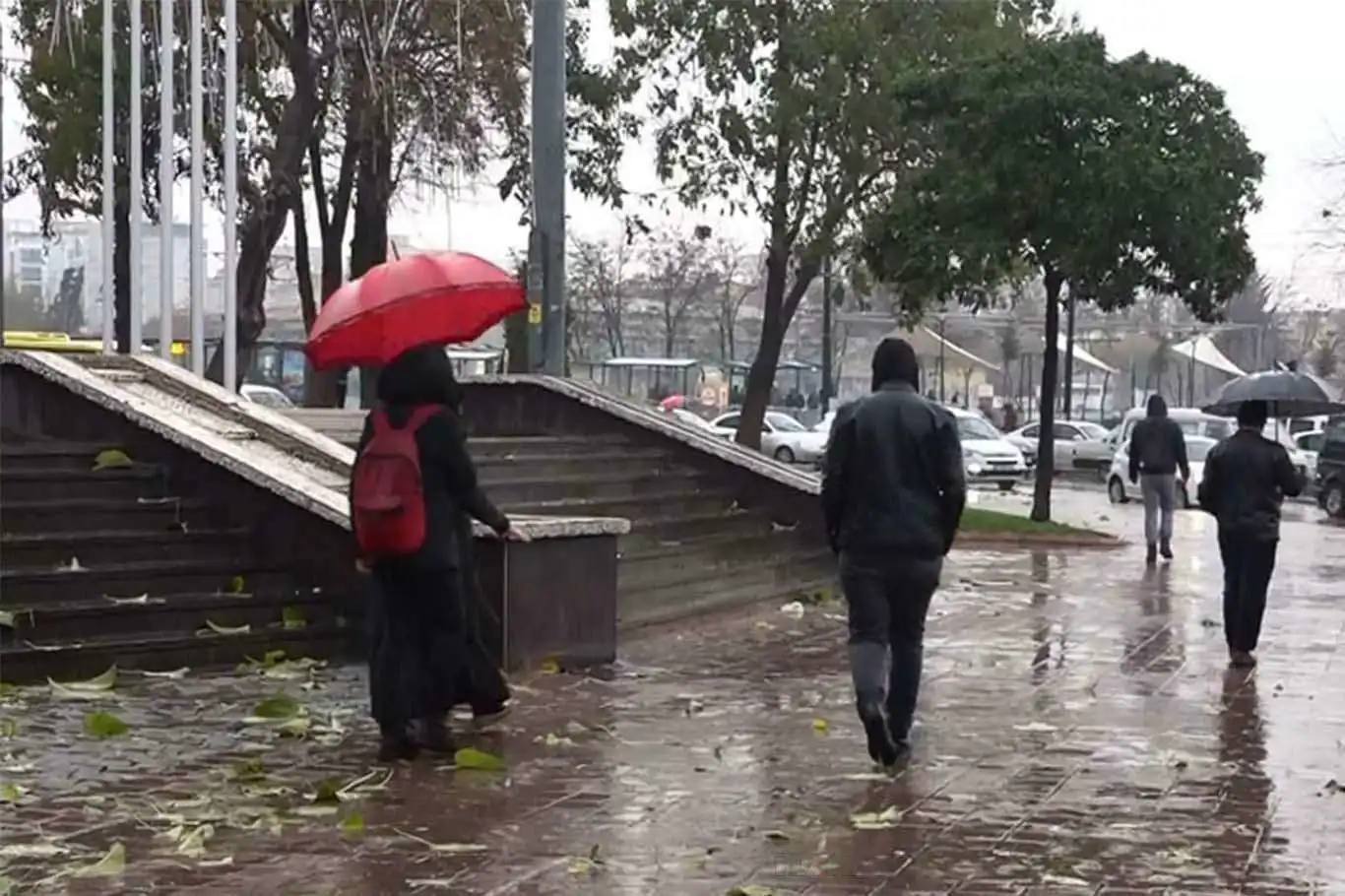 Marmara, Ege ve Akdeniz'de sağanak bekleniyor Marmara, Ege ve Akdeniz'de sağanak bekleniyor