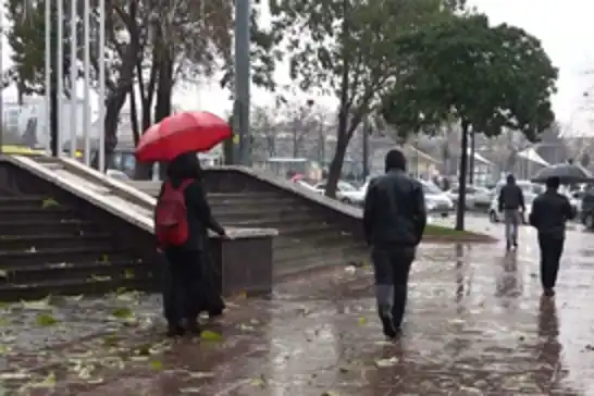Marmara, Ege ve Akdeniz'de sağanak bekleniyor