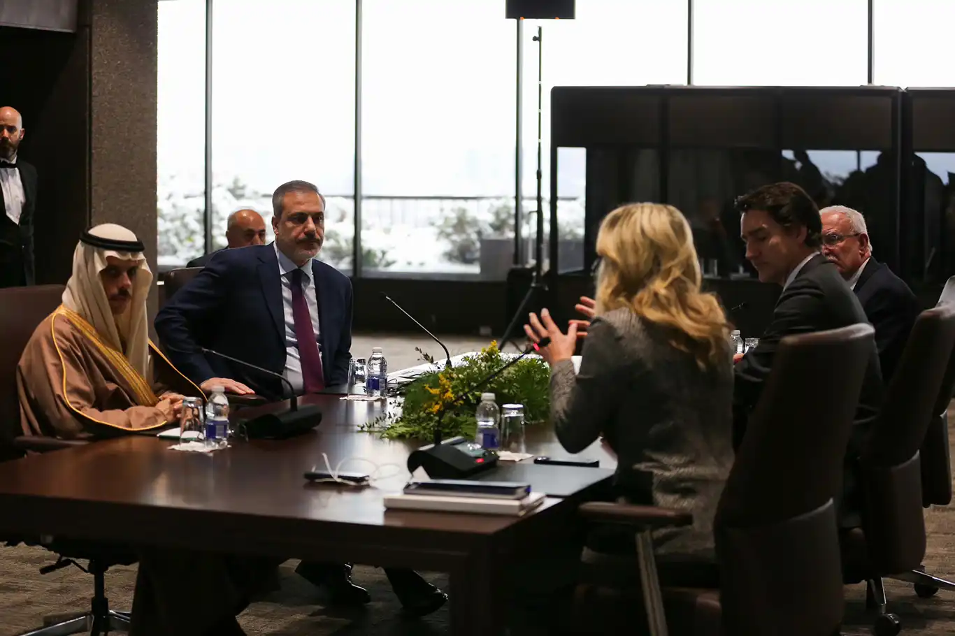 Temas Grubu üyesi dışişleri bakanları Gazze gündemiyle Kanada'da görüşmeler yaptı Temas Grubu üyesi dışişleri bakanları Gazze gündemiyle Kanada'da görüşmeler yaptı