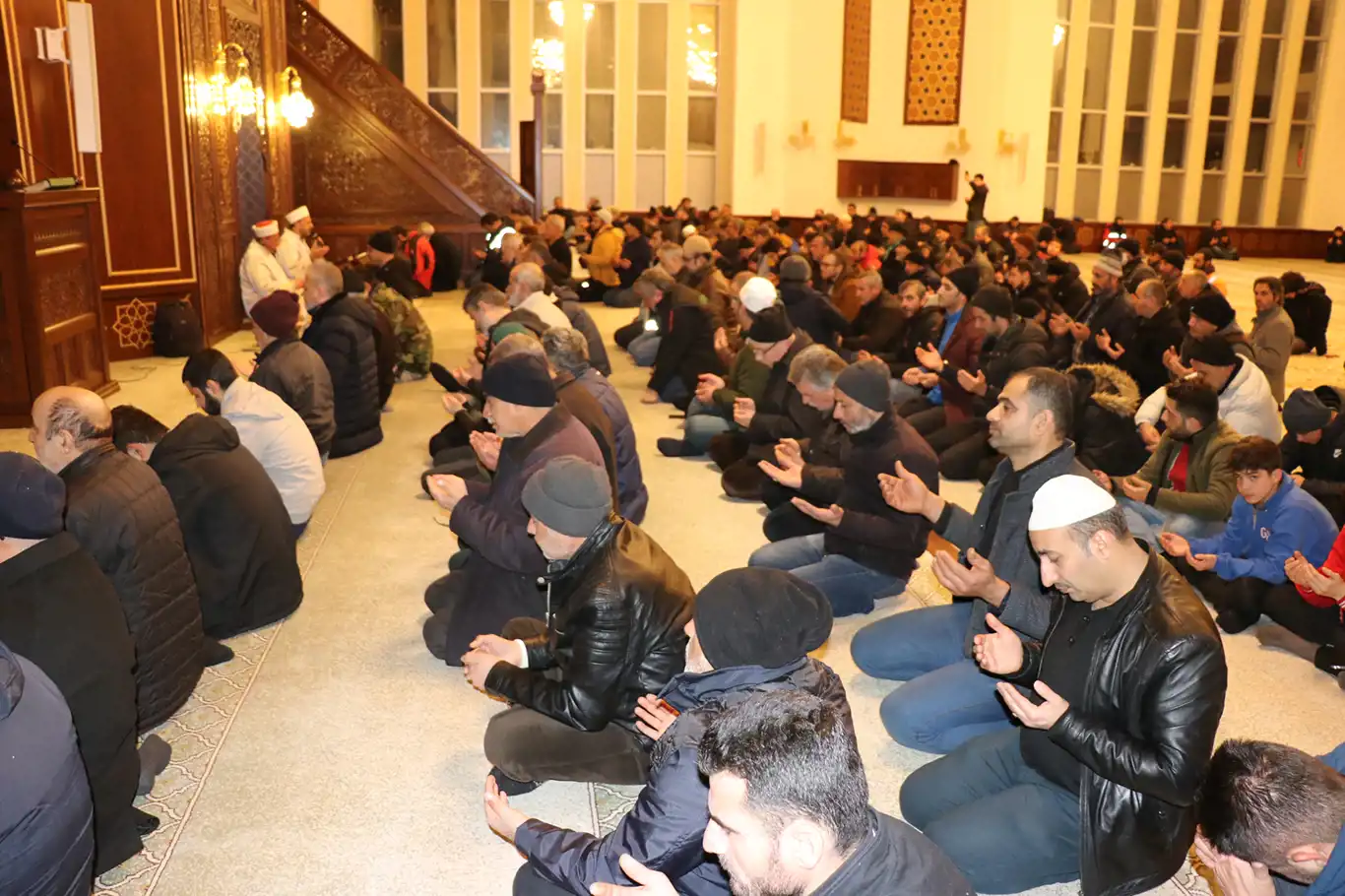 Malatya İl Müftü Yardımcısı Bekiroğlu: Miraç'ta bize verilen en kıymetli hediye 5 vakit namazdır