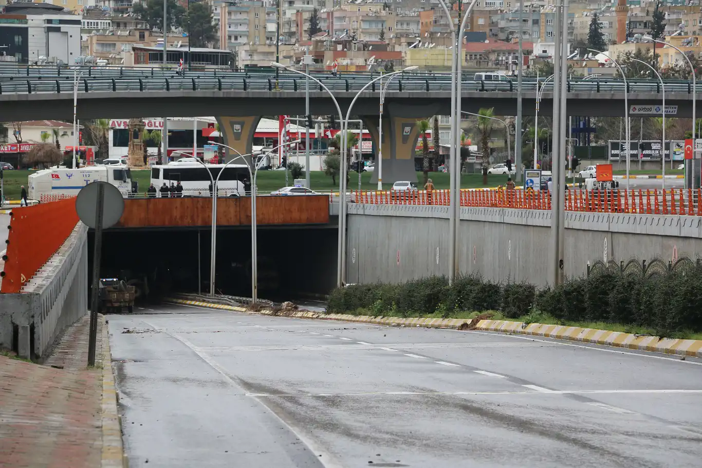 Şanlıurfa'da Abide Köprülü Kavşağında çalışmalar tamamlandı Şanlıurfa'da Abide Köprülü Kavşağında çalışmalar tamamlandı