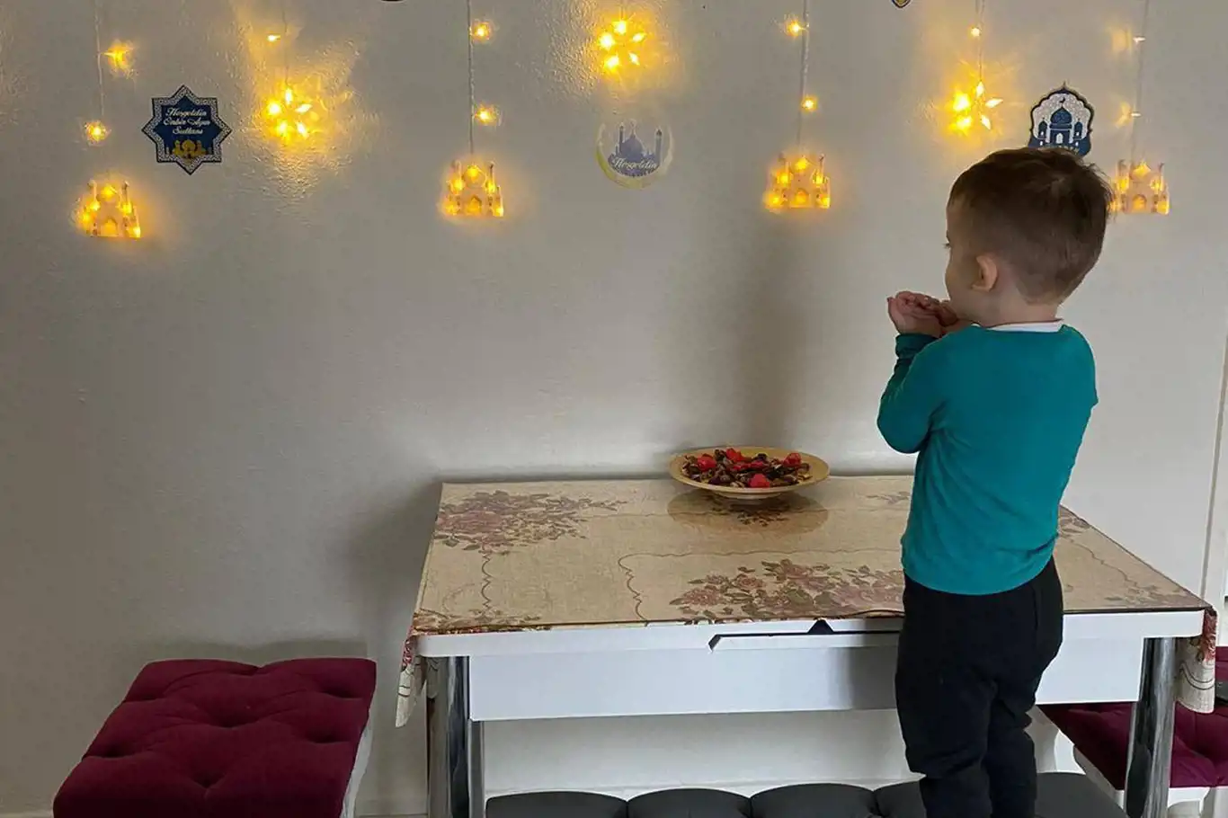 Ramazan köşeleri evleri süsledi Ramazan köşeleri evleri süsledi