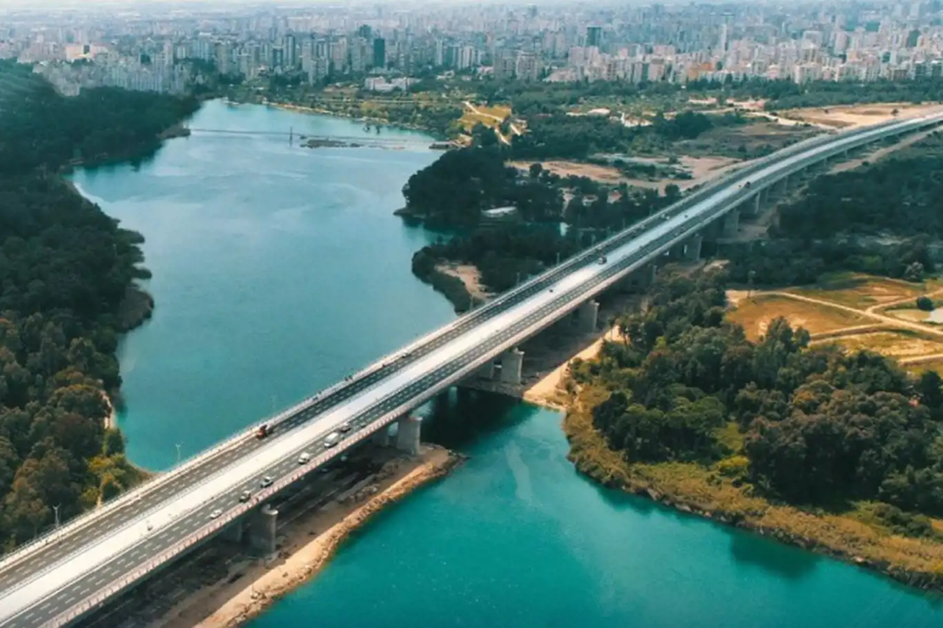 Adana 15 Temmuz Şehitler Köprüsü açıldı Adana 15 Temmuz Şehitler Köprüsü açıldı
