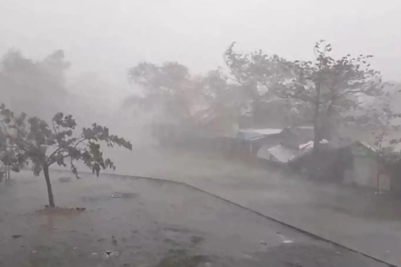 Myanmar'daki Mocha Kasırga'sında ölü sayısı artıyor: 41 ölü Myanmar'daki Mocha Kasırga'sında ölü sayısı artıyor: 41 ölü