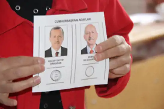 Diyarbakır'da sandıklar açıldı oy sayımına başlandı
