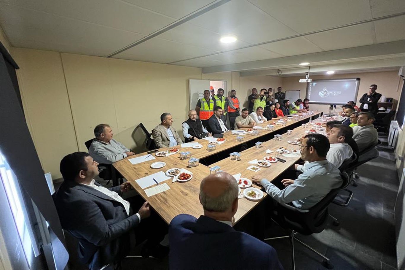 Bingöl’ün Genç ilçesindeki demir rezervinde çalışmalar sürüyor Bingöl’ün Genç ilçesindeki demir rezervinde çalışmalar sürüyor