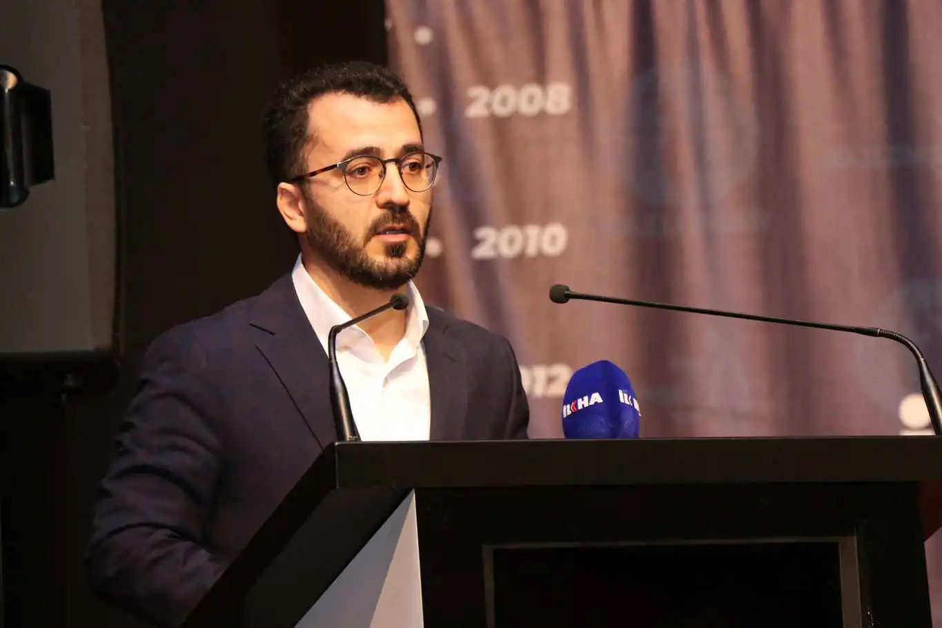MAZLUMDER 16'ncı Genel Kurulunda Av. Kaya Kartal yeniden genel başkan seçildi MAZLUMDER 16'ncı Genel Kurulunda Av. Kaya Kartal yeniden genel başkan seçildi