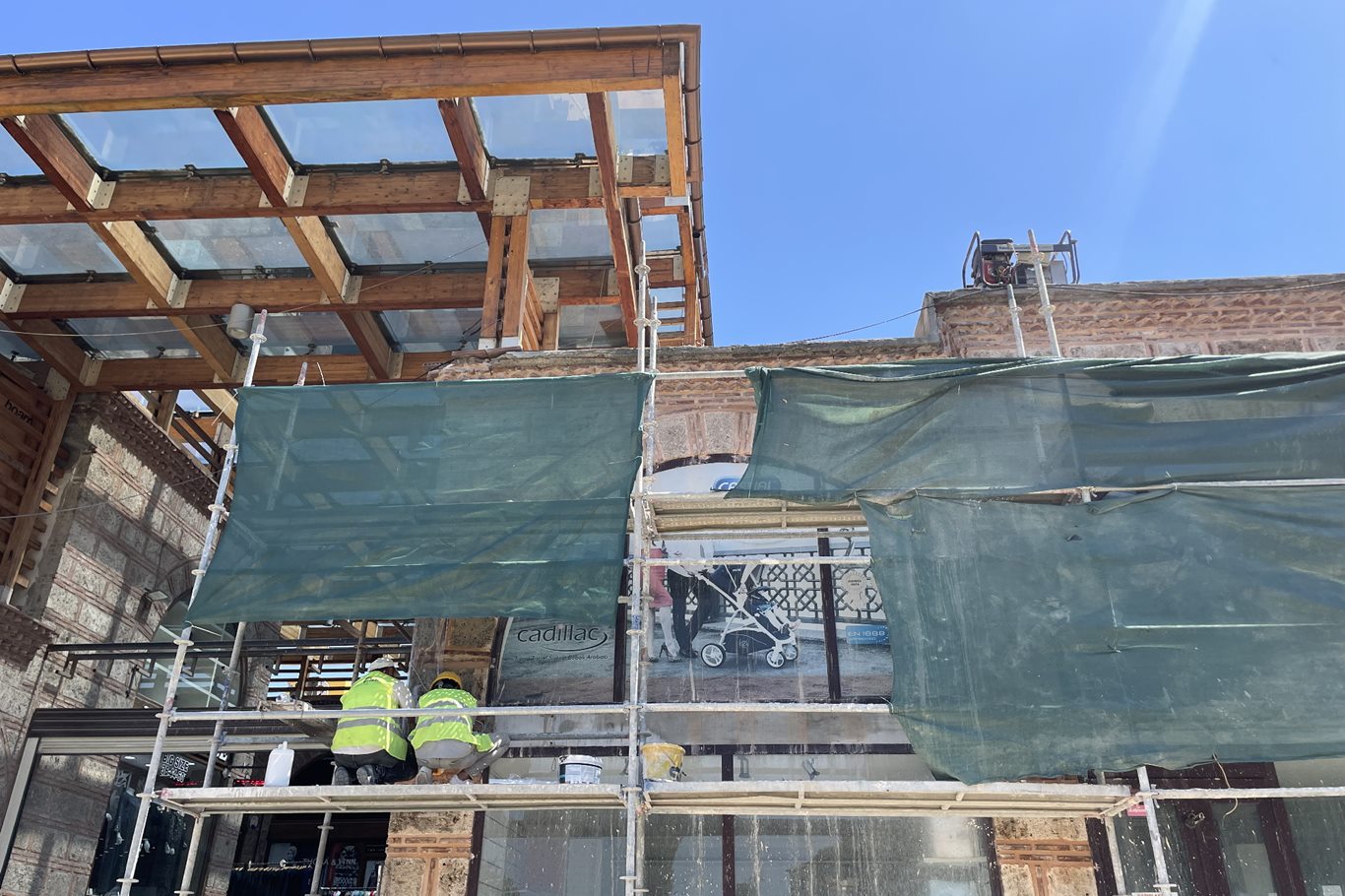 Bursa'nın tarihi çarşı ve hanlar bölgesi eski dokusuna kavuşuyor