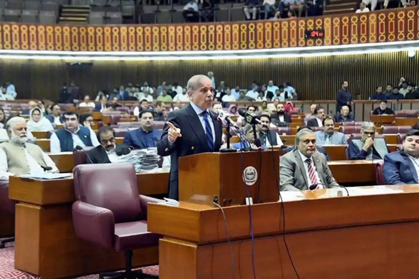 Pakistani President dissolves national assembly, sets stage for upcoming elections Pakistani President dissolves national assembly, sets stage for upcoming elections