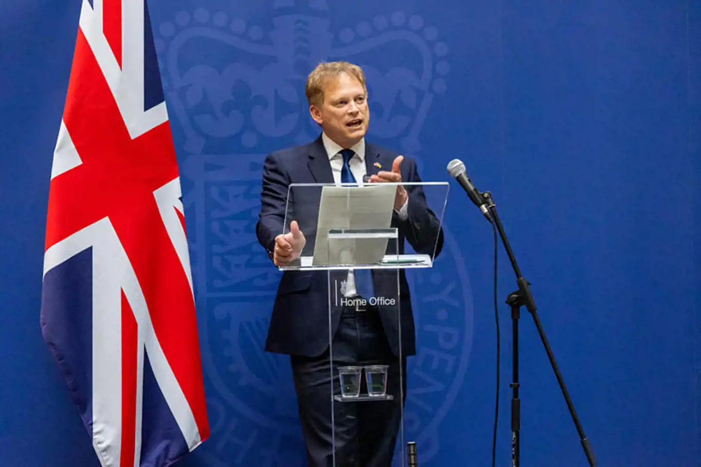 UK names ex-energy secretary Grant Shapps as new defense minister UK names ex-energy secretary Grant Shapps as new defense minister
