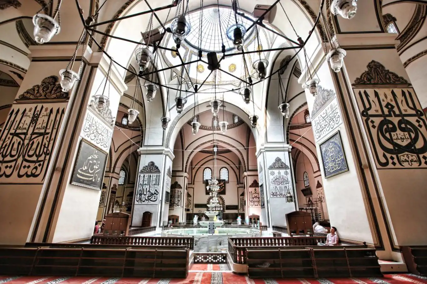 Evliya Çelebi'nin deyimiyle Bursa'nın Ayasofya'sı: Bursa Ulu Camii