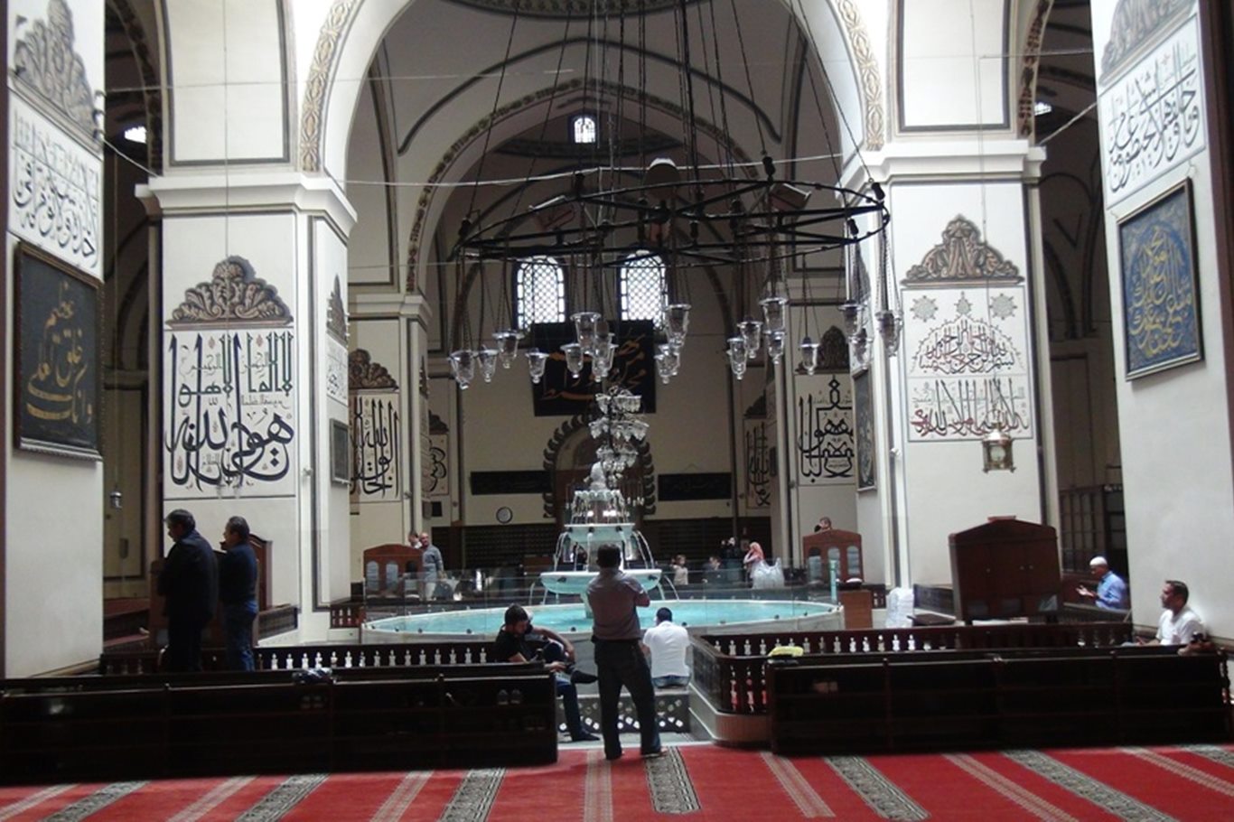 Evliya Çelebi'nin deyimiyle Bursa'nın Ayasofya'sı: Bursa Ulu Camii
