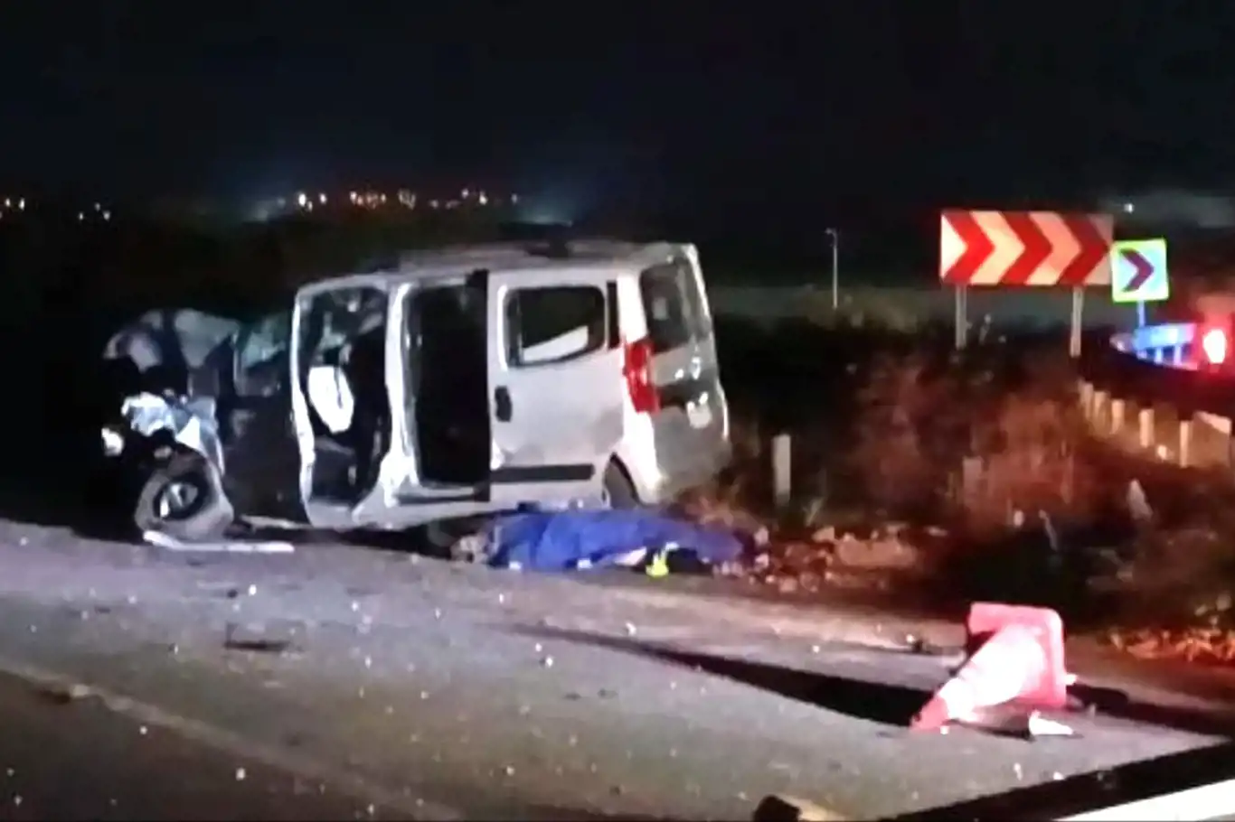 Gaziantep’te kaza: 1 ölü 3 yaralı Gaziantep’te kaza: 1 ölü 3 yaralı