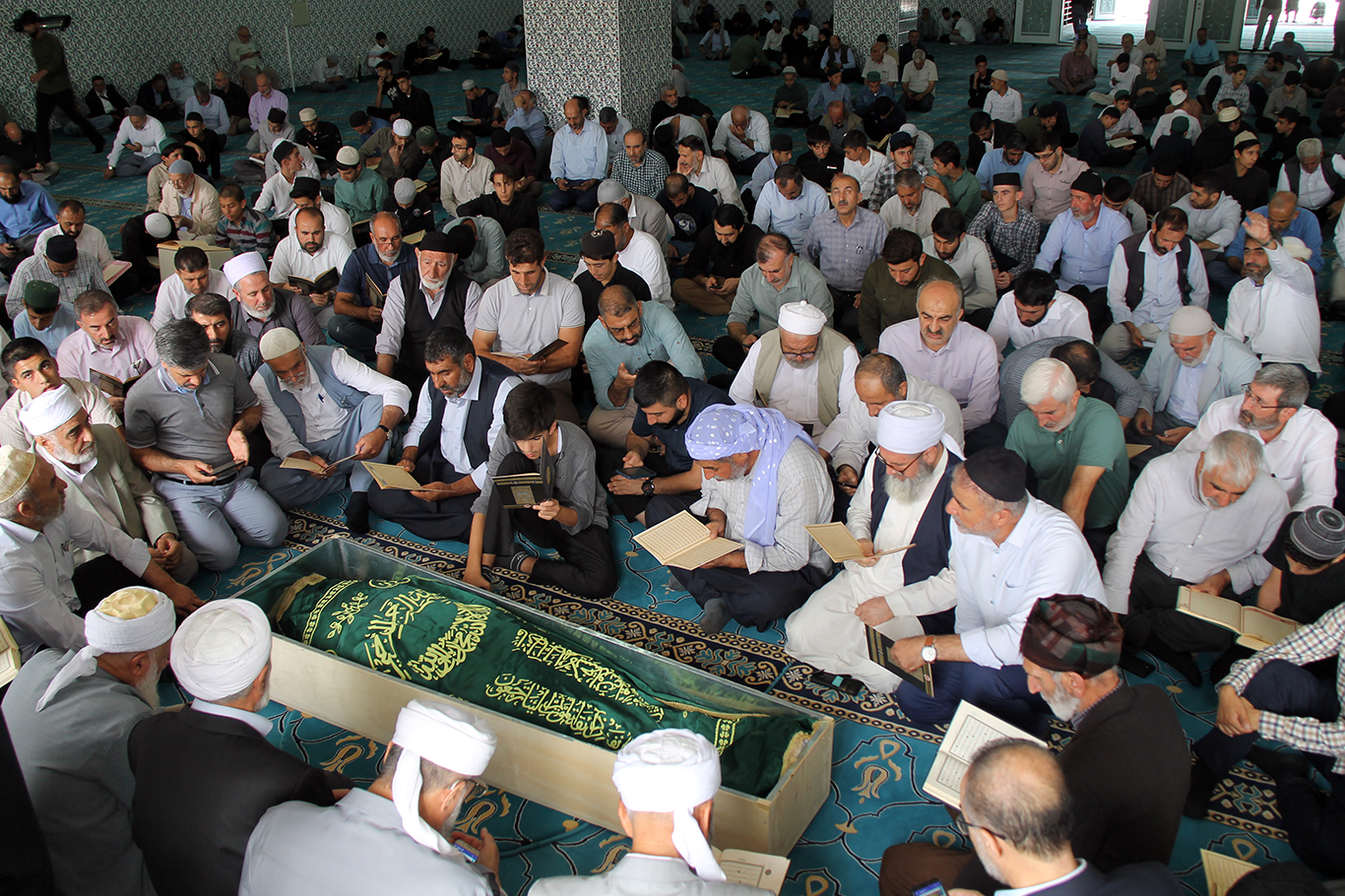 Molla Mustafa Durgun toprağa verildi