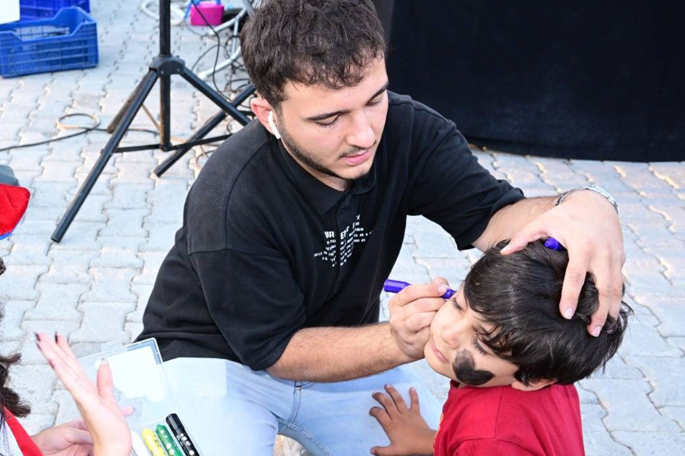 Battalgazi Belediyesi depremzede çocuklara psikolojik destek sağlıyor