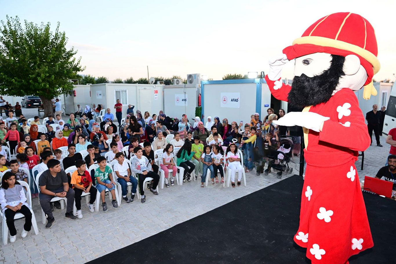 Battalgazi Belediyesi depremzede çocuklara psikolojik destek sağlıyor