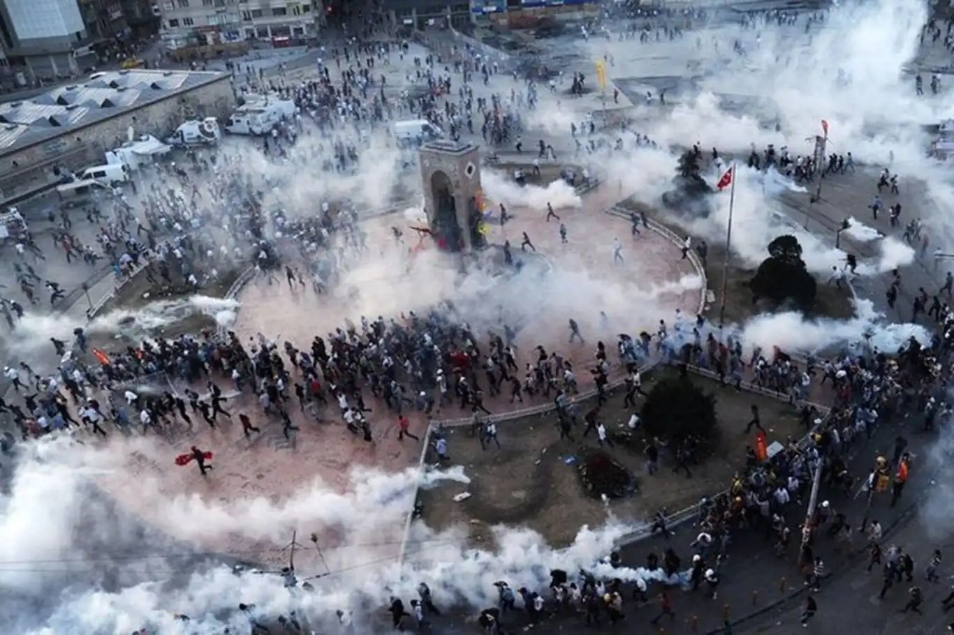 Gezi Parkı davasında karar açıklandı Gezi Parkı davasında karar açıklandı