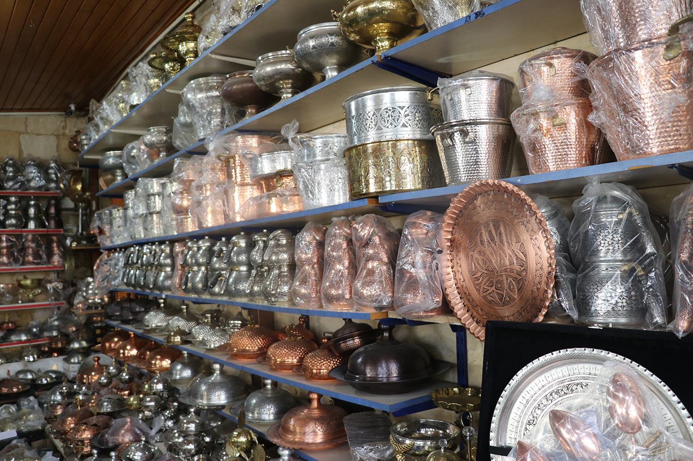  Gaziantep’in tarihi Bakırcılar Çarşısı eski günlerine geri dönüyor