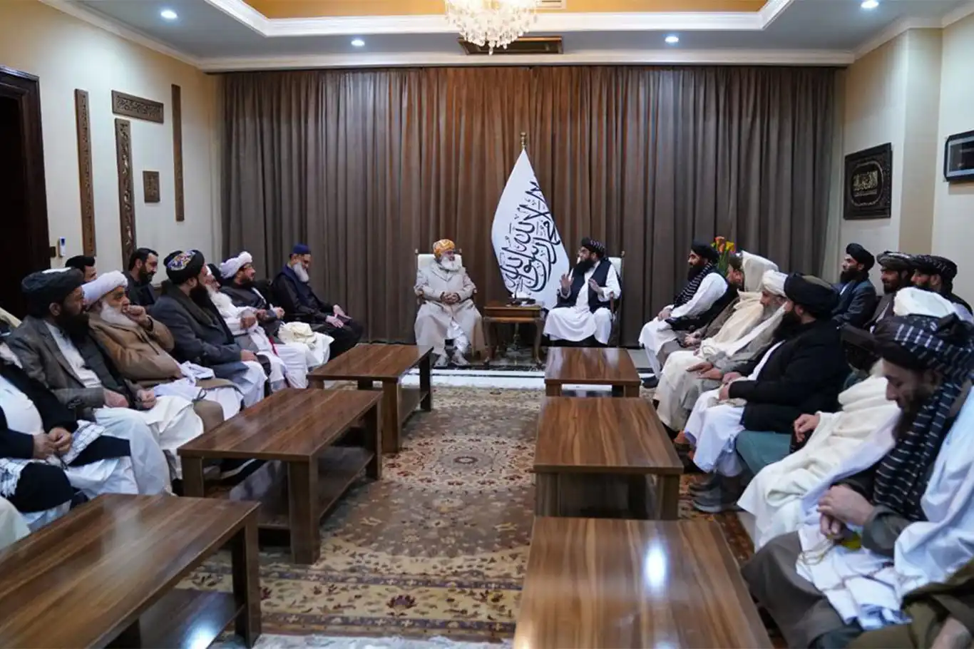 Pakistan İslam Uleması Cemiyeti Partisi lideri Fazlur-Rahman Afganistan'da Pakistan İslam Uleması Cemiyeti Partisi lideri Fazlur-Rahman Afganistan'da