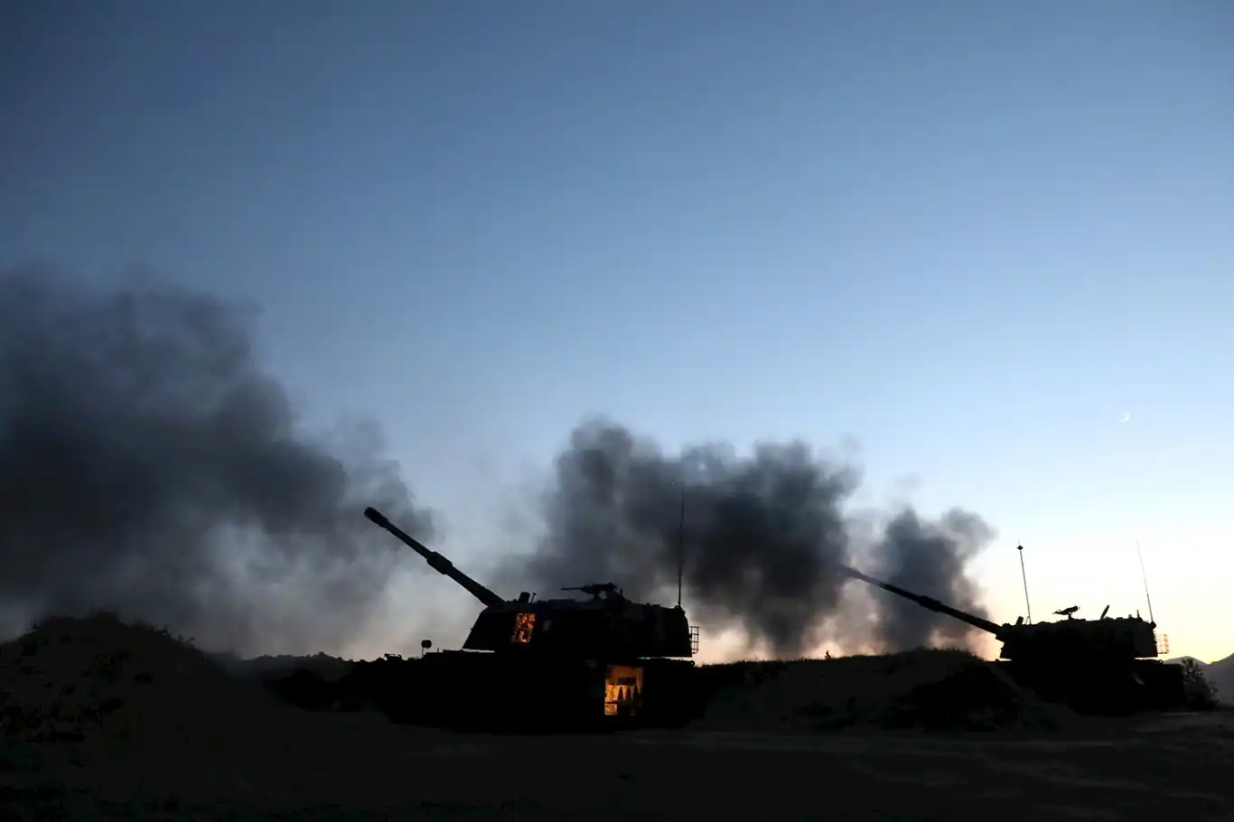 Fırat Kalkanı bölgesinde 4 PKK/YPG'li öldürüldü Fırat Kalkanı bölgesinde 4 PKK/YPG'li öldürüldü