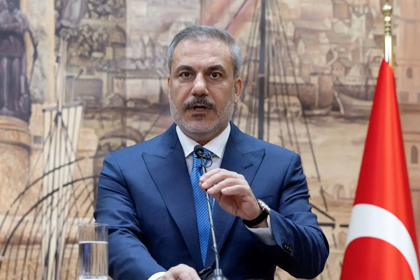 Bakan Fidan: israil-İran savaşını yüksek bir ihtimal olarak değerlendirmemiz lazım Bakan Fidan: israil-İran savaşını yüksek bir ihtimal olarak değerlendirmemiz lazım