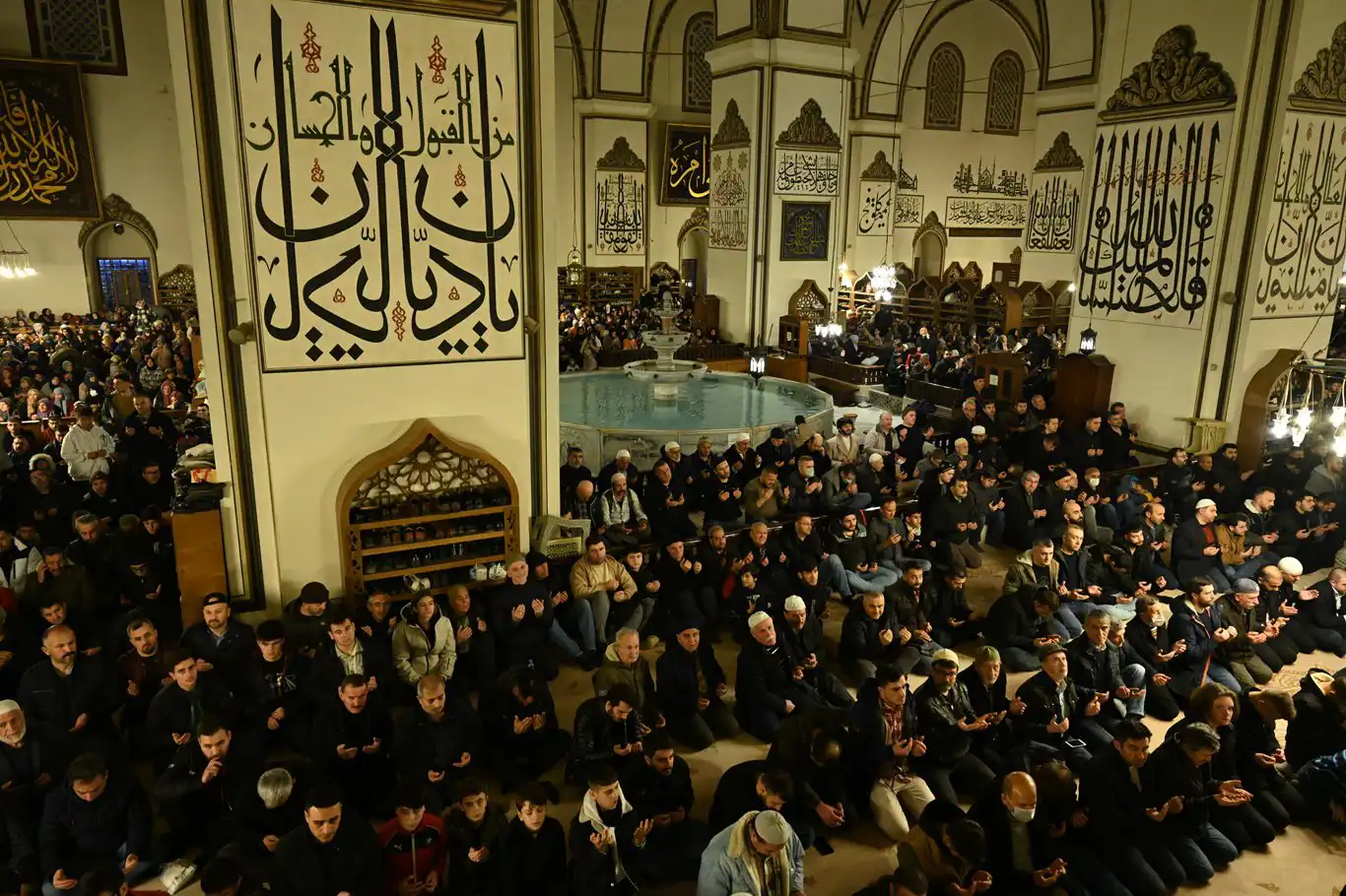 Bursa'da sabah namazı için önemli değişiklik Bursa'da sabah namazı için önemli değişiklik
