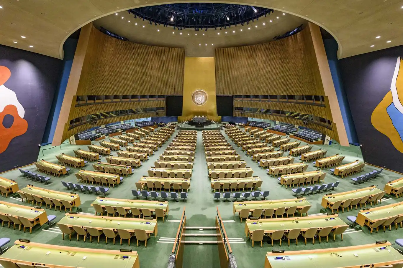 UN General Assembly calls for an end to US embargo on Cuba with overwhelming support UN General Assembly calls for an end to US embargo on Cuba with overwhelming support