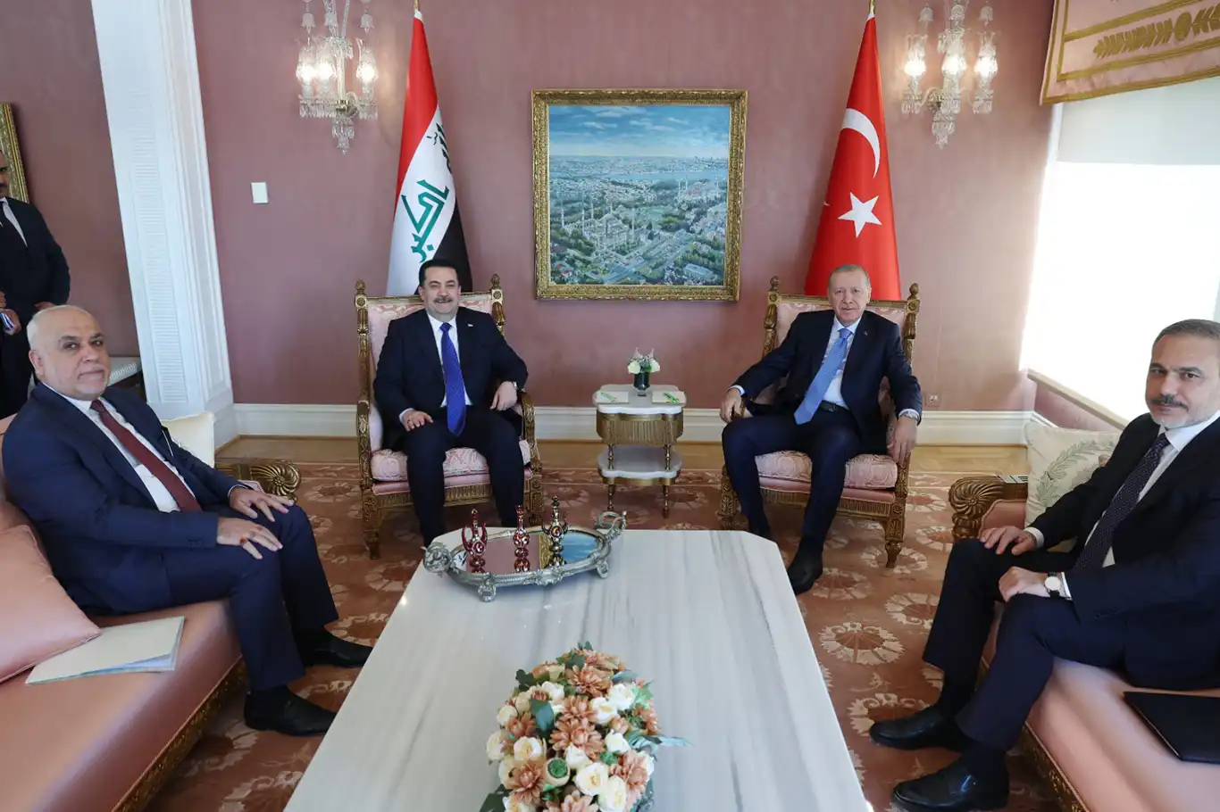 Turkish President Erdoğan meets with Iraqi Prime Minister Al Sudani in Istanbul Turkish President Erdoğan meets with Iraqi Prime Minister Al Sudani in Istanbul