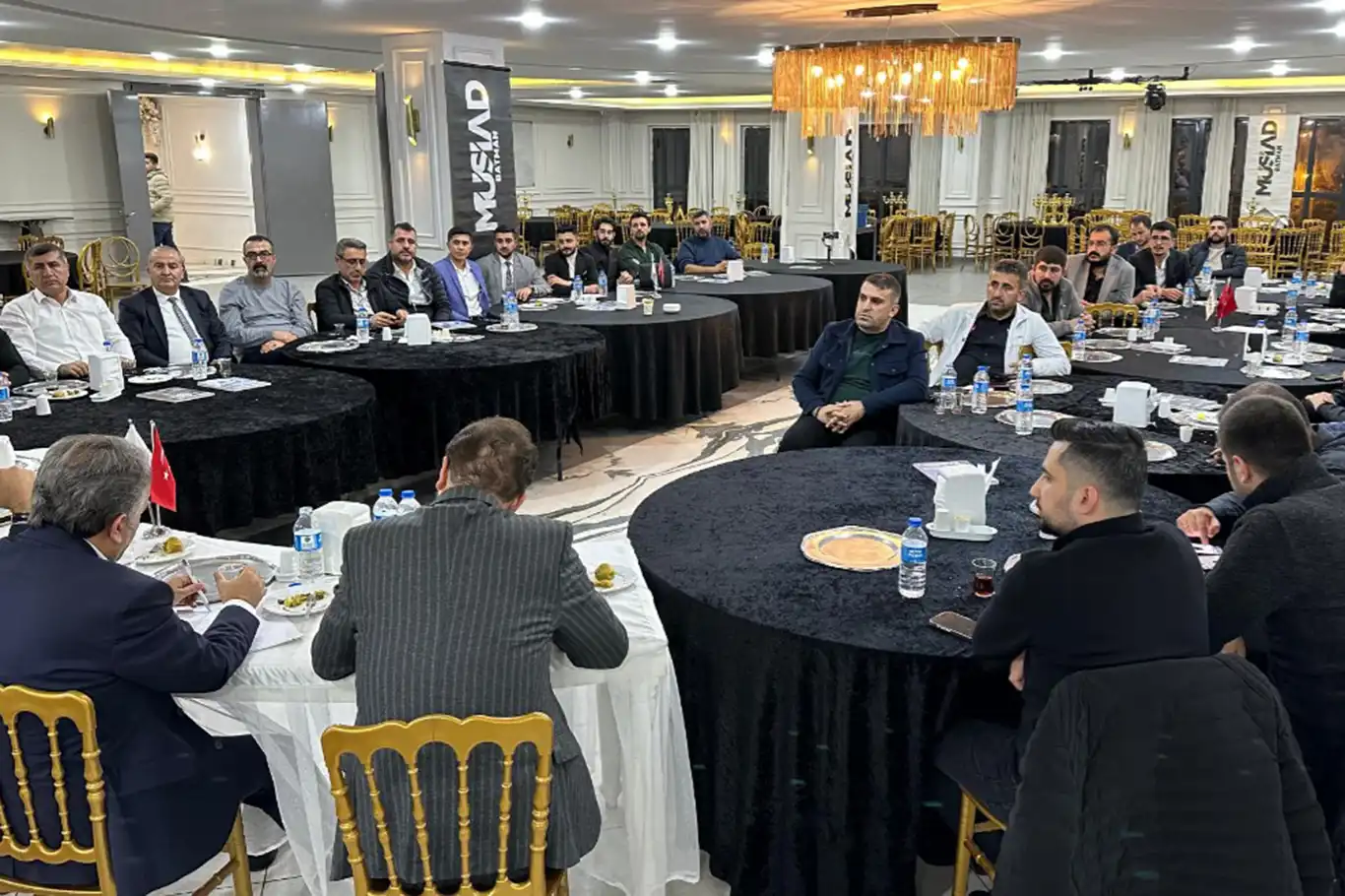 MÜSİAD Batman Şube Başkanı Özdemir: Başarıyla ulaşmak sadece bilgiyle olmaz MÜSİAD Batman Şube Başkanı Özdemir: Başarıyla ulaşmak sadece bilgiyle olmaz
