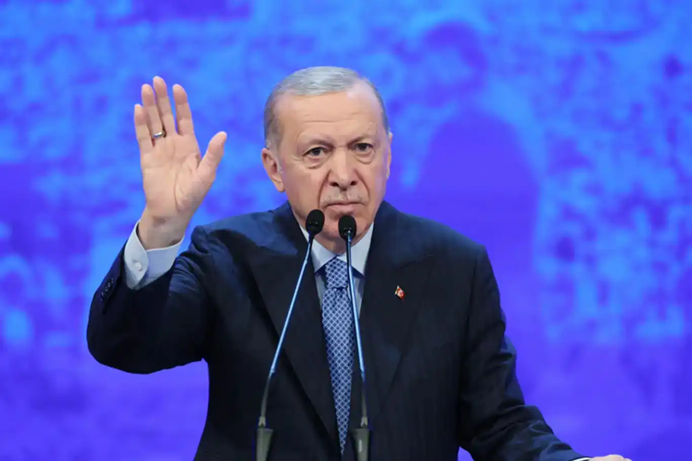 Cumhurbaşkanı Erdoğan: 28 Şubat'ı hortlatmaya çalışanlara göz yummayız Cumhurbaşkanı Erdoğan: 28 Şubat'ı hortlatmaya çalışanlara göz yummayız