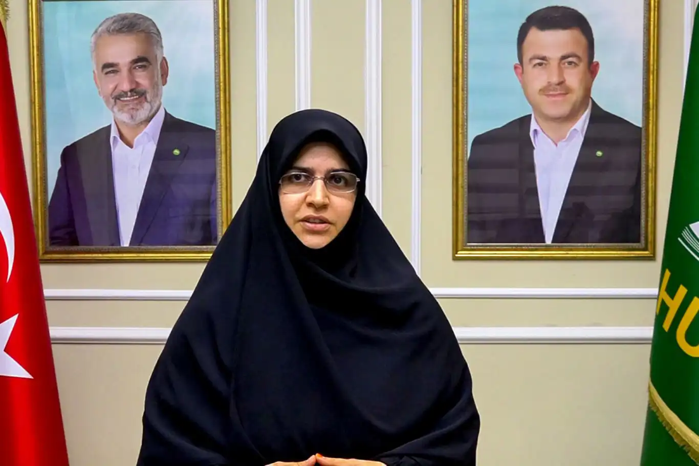 HÜDA PAR GİK Üyesi Zehra Çiftçi: Gülistan Sönük! Seni bir anne babadan ziyade bir örgüt mü büyüttü? HÜDA PAR GİK Üyesi Zehra Çiftçi: Gülistan Sönük! Seni bir anne babadan ziyade bir örgüt mü büyüttü?