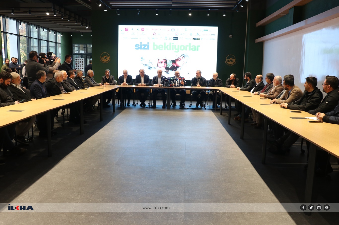 Türkiye’s NGOs launch groundbreaking initiative to aid crisis-stricken regions Türkiye’s NGOs launch groundbreaking initiative to aid crisis-stricken regions