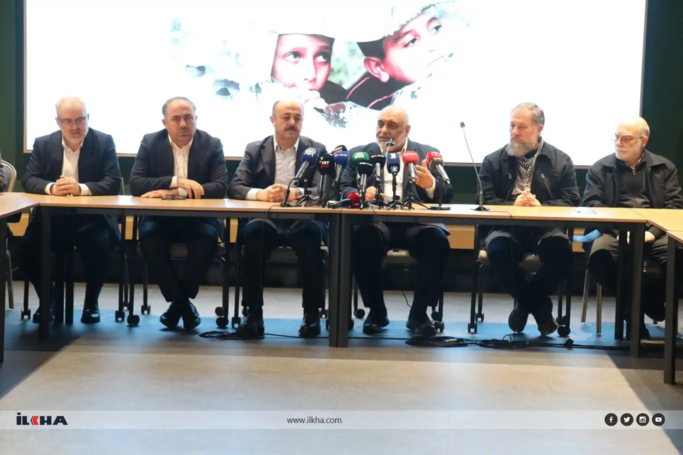 Türkiye’s NGOs launch groundbreaking initiative to aid crisis-stricken regions Türkiye’s NGOs launch groundbreaking initiative to aid crisis-stricken regions