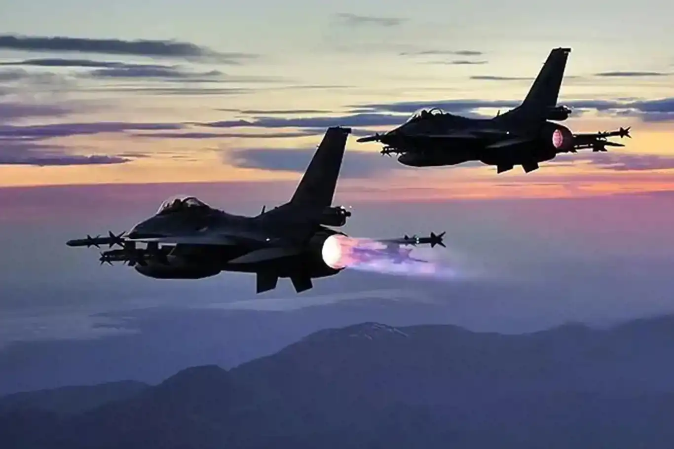 Turkish air strikes kill 13 PKK militants in northern Iraq Turkish air strikes kill 13 PKK militants in northern Iraq