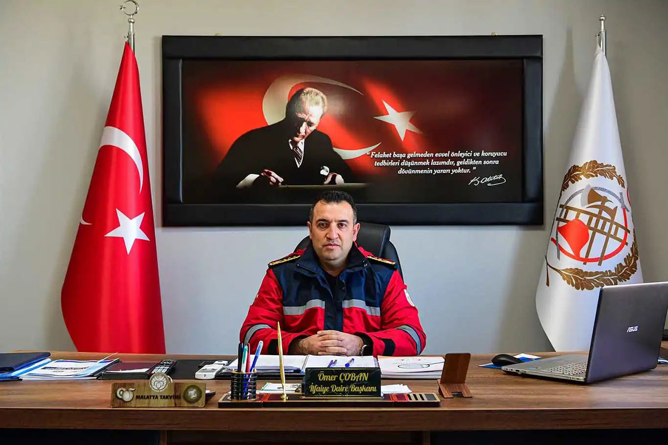 İtfaiye Daire Başkanı Çoban: Bir kıvılcımla bütün geçmişimizi ve geleceğimizi kaybetmemek için dikkatli olmalıyız İtfaiye Daire Başkanı Çoban: Bir kıvılcımla bütün geçmişimizi ve geleceğimizi kaybetmemek için dikkatli olmalıyız