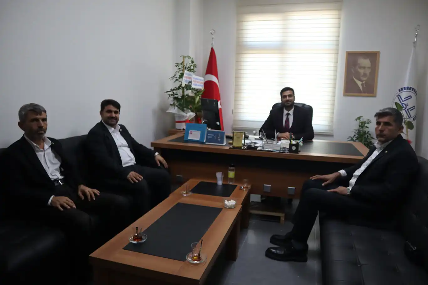 HÜDA PAR Gaziantep İl Başkanlığı'ndan depremin etkilerinin devam ettiği Nurdağı'na ziyaret HÜDA PAR Gaziantep İl Başkanlığı'ndan depremin etkilerinin devam ettiği Nurdağı'na ziyaret